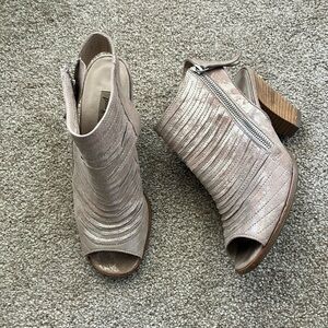 Paul Green Metallic Zip Up Peep-Toe Heeled Booties Size 4 1/2